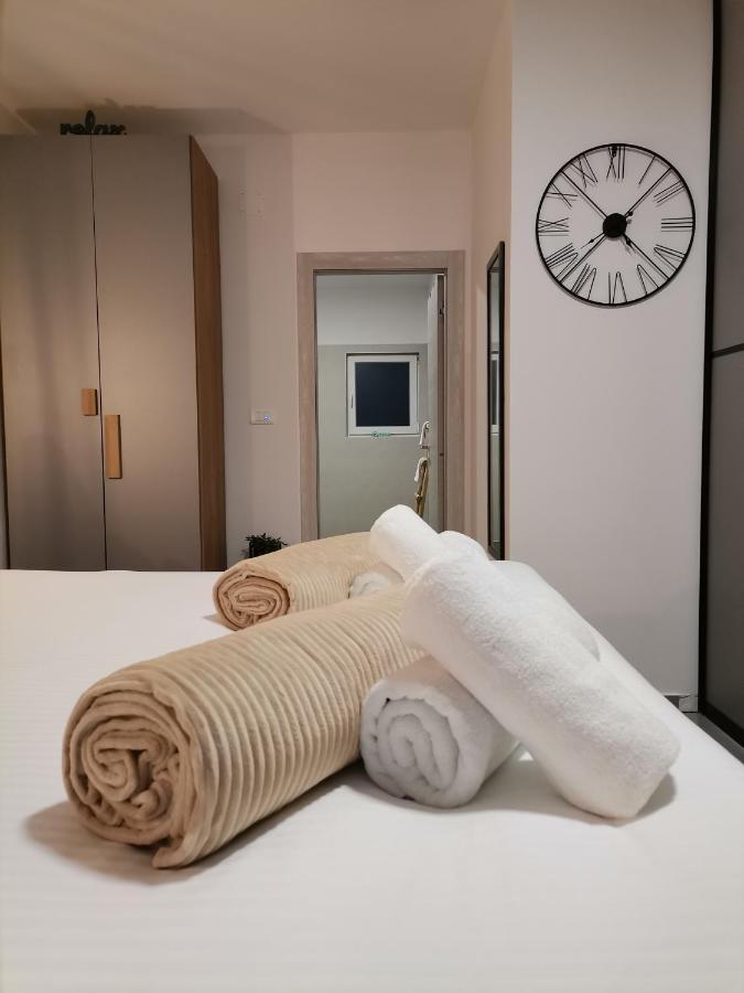 Cave With Free Parking Apartment Pula Luaran gambar