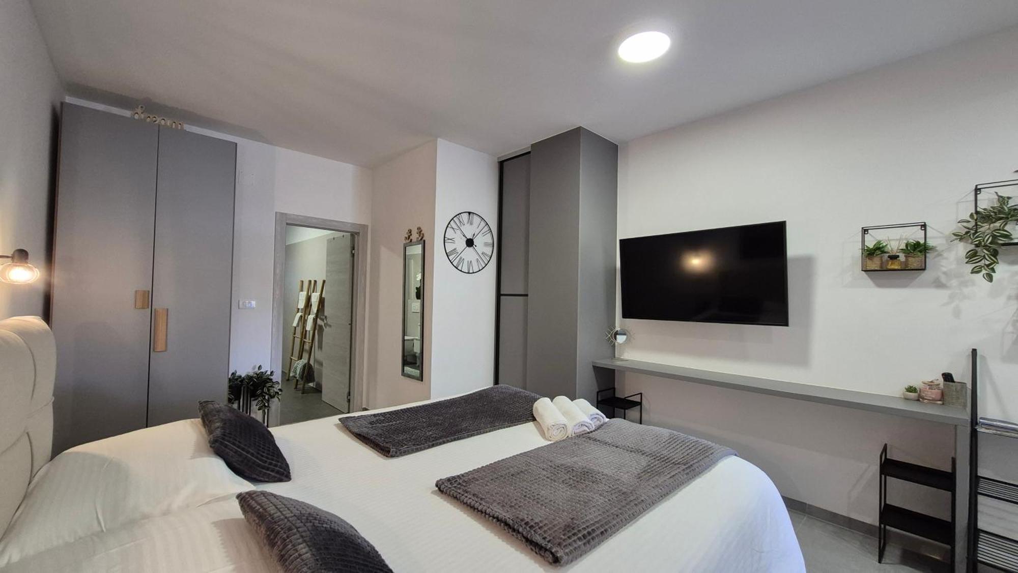 Cave With Free Parking Apartment Pula Luaran gambar